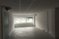Aubagne Z.I. Les Paluds location bureaux 50,4 m2 (119-82 A5+A6)