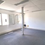 Aubagne Z.I. Les Paluds location bureaux 85m2 (119-99)