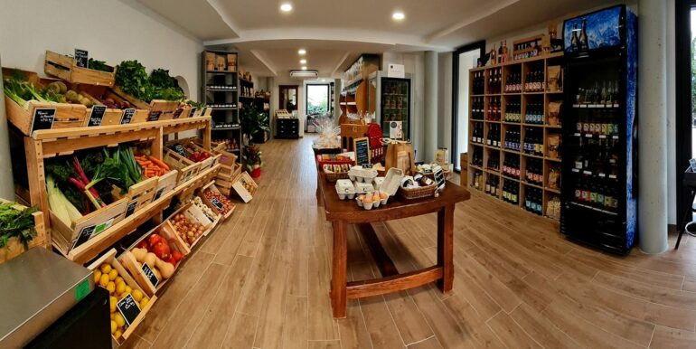 Le Beausset Location Local Commercial 55,30 m2 (120-34)