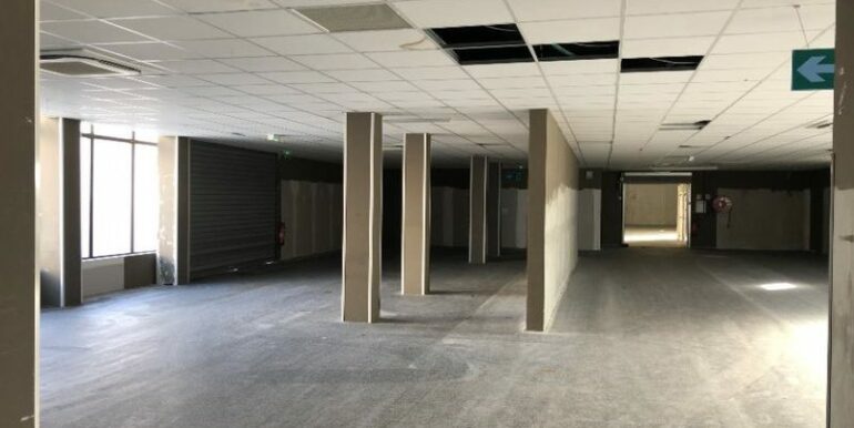 Aubagne Location Local Commecial 1.151 m2 (120-26)