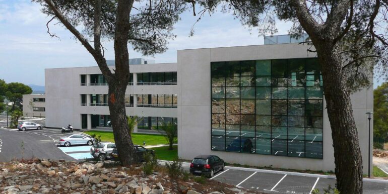 La Ciotat Location Bureaux 145m² non divisibles (120-38 A)