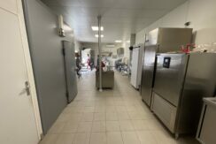 Le Castellet Location Local Commercial 85m2 (216-37)