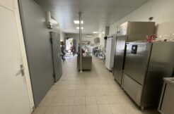 Le Castellet Location Local Commercial 85m2 (216-37)