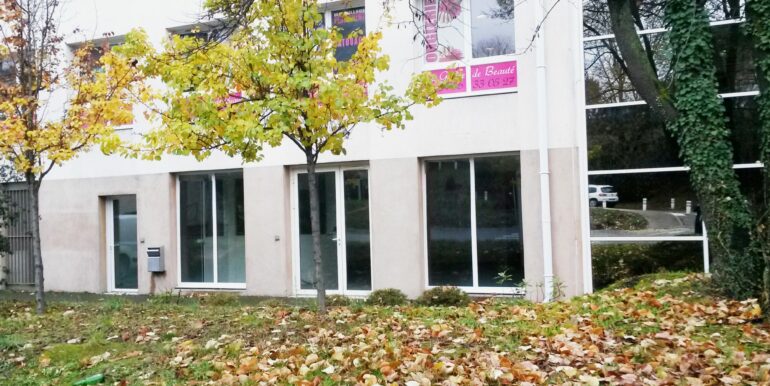 Aubagne Location Bureaux 103m2 (120-50)