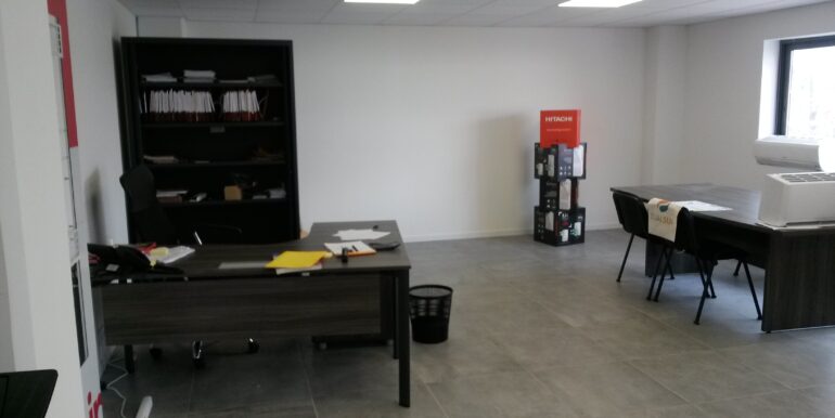 Aubagne ZI Les Paluds Location Bureaux 51m2 non divisibles (120-71) 5