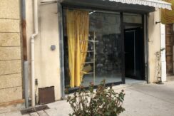 Le Beausset Vente Local commercial 75m2 non divisibles (120-70)