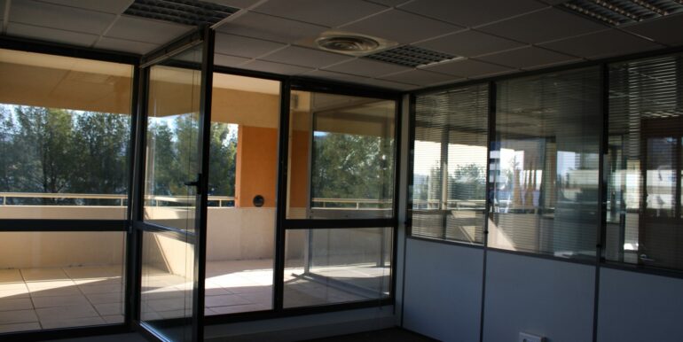 La Ciotat Location Bureaux 207m² non divisibles (120-75)