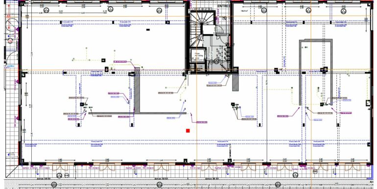 Saint-Cyr-sur-Mer Location Locaux commerciaux 740m2 divisibles à partir de 50m2 (120-80)