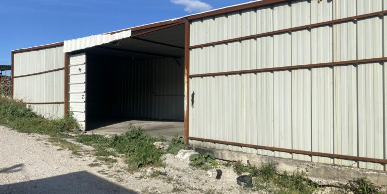 Velaux Location Activités-Entrepôts 100m2 non divisibles (120-82)