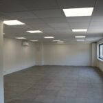 Aubagne Z.I. Les Paluds location bureaux 81 m2 (120-94)