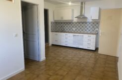 Aubagne ZI Les Paluds Location Bureaux 200m² divisibles à partir de 20m2(120-89)