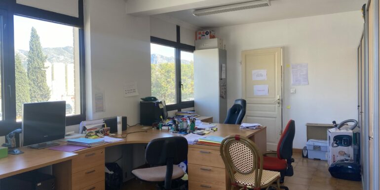 Aubagne ZI Les Paluds Location Bureaux 200m² divisibles à partir de 20m2(120-89) 6