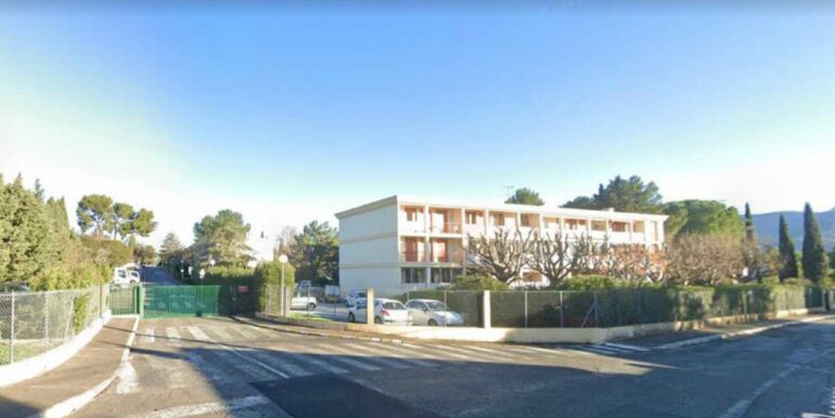 Aubagne ZI Les Passons Location Local commercial 1260m² non divisibles(120-91) 1