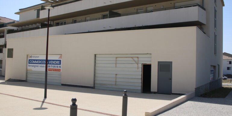 Cuges-les-Pins Location Local Commercial 290m2 non divisibles (120-61loc)