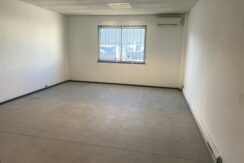 Aubagne Z.I. Les Paluds location bureaux 55 m2 (121-56)