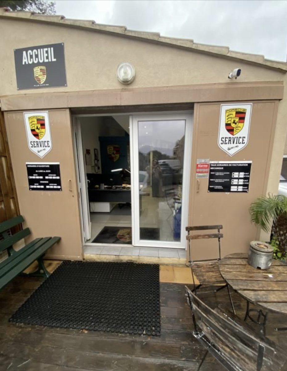 Sanary-sur-mer Location Local Commercial 170m² non divisibles (121-67)