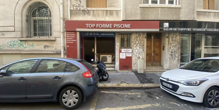 Marseille 4 Vente local commercial 370m2 (121-49)